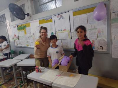 Escola LeocÃ¡dio JosÃ© Correia realizou a Feira de CiÃªncias com os Alunos do 5Âº ano
